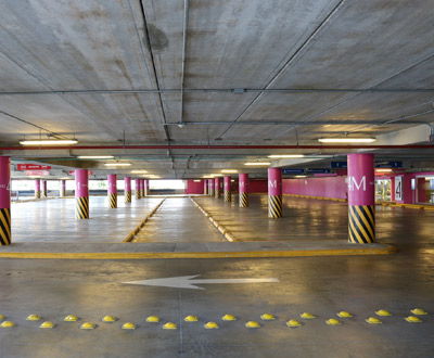 VCELL נדלן מניב חניונים