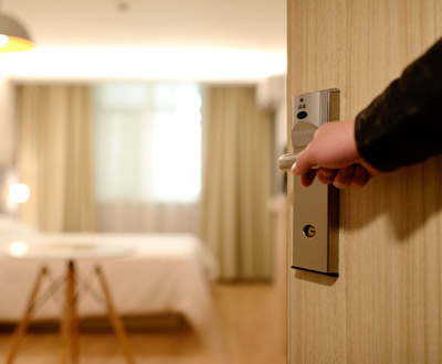 VCELL נדלן מניב מלונאות